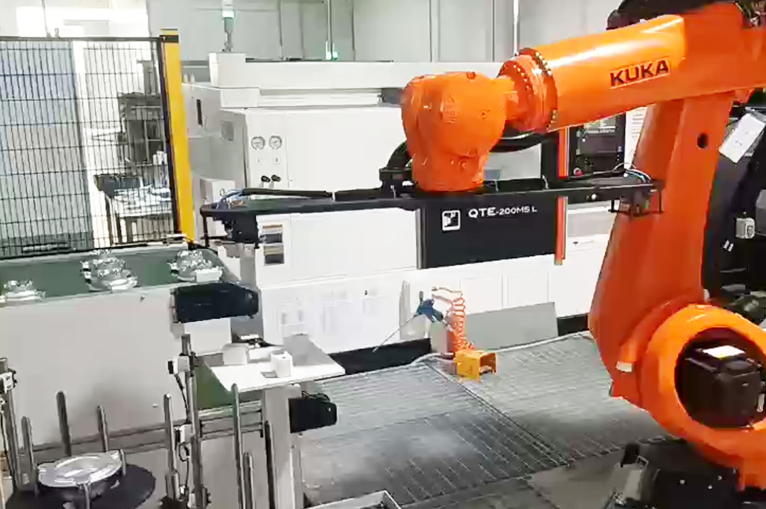 内嵌铝芯加工自动线交钥匙工程